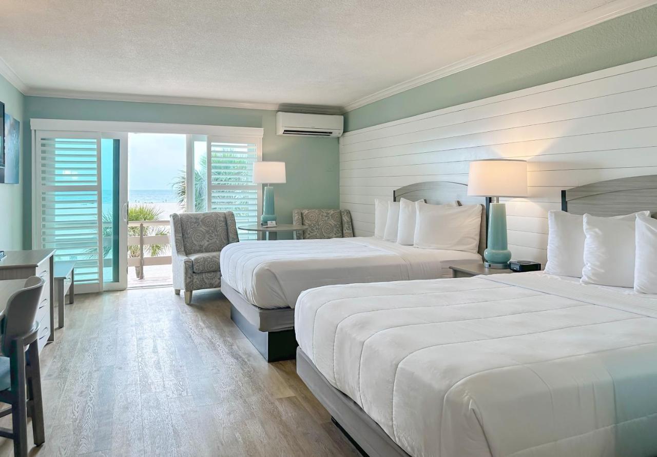 Thunderbird Beach Resort Treasure Island Екстериор снимка